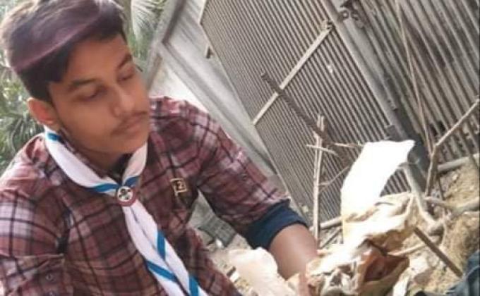 আঙ্গিনা পরিষ্কার কর্মসূচি