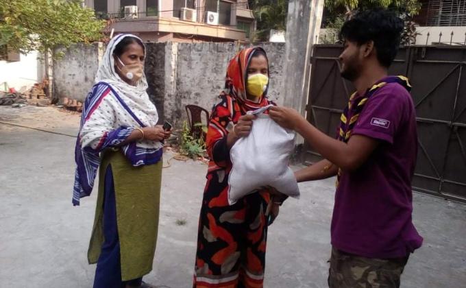 ত্রান সামগ্রী বিতরন ২০২০