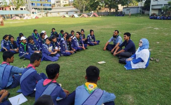 ডে ক্যাম্পের সেশন 