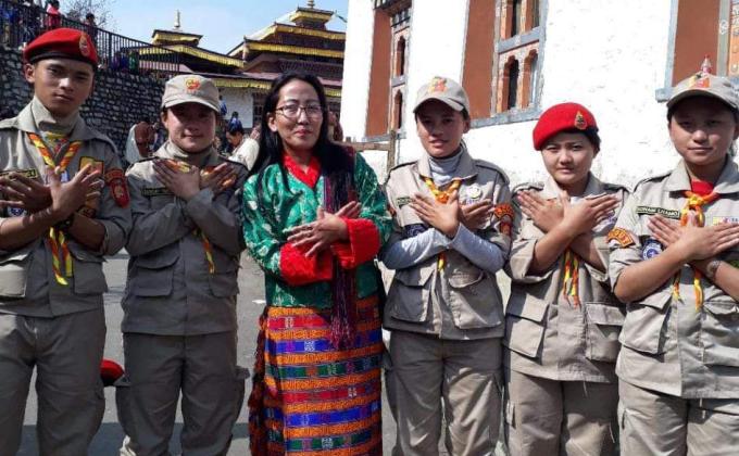 Scouts in public control