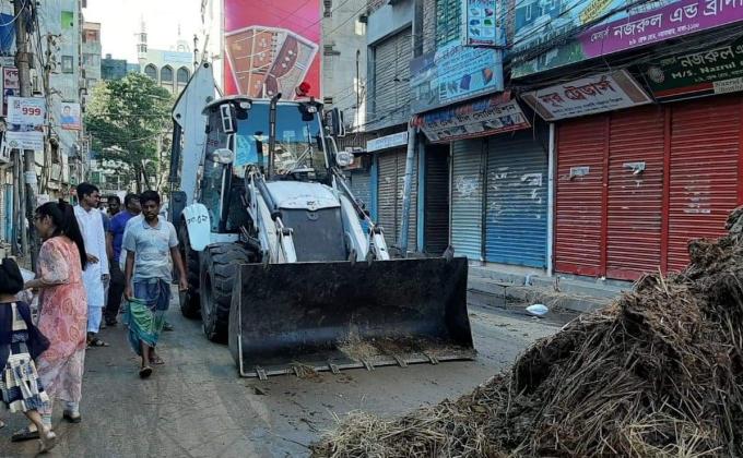 কোরবানি পশুর হাটের বজ্য অপসারন