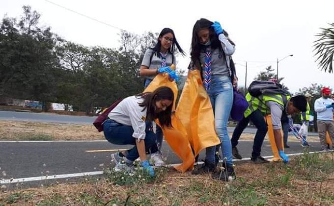 Plogging Ecologico 2019 junto con Cap Junior