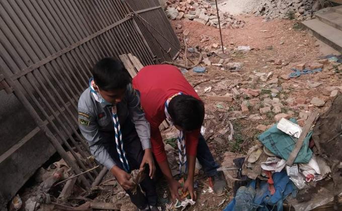 আঙ্গিনা পরিষ্কার কর্মসুচি