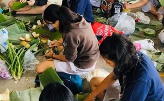 เป็นตัวแทนนักเรียนทำกระทง