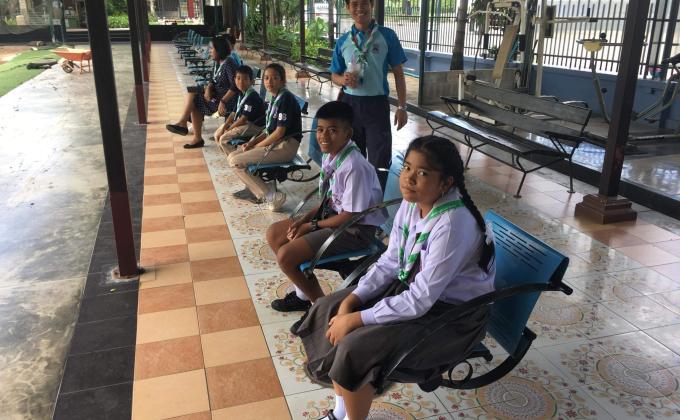 ลูกเสือเตรียมตัวอบรบCPRการช่วยเหลือคนหมดสติ