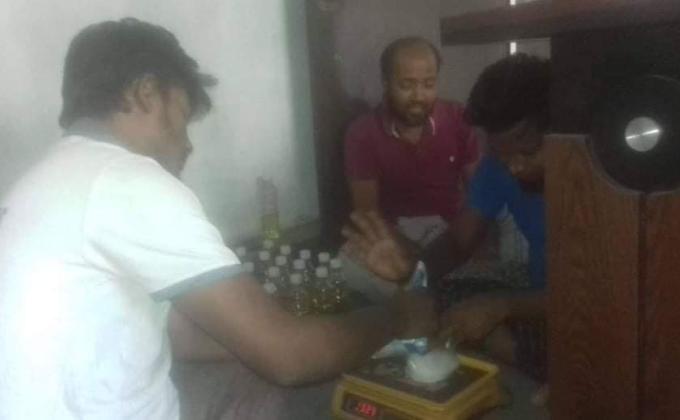 ত্রান প্যাকেটিং