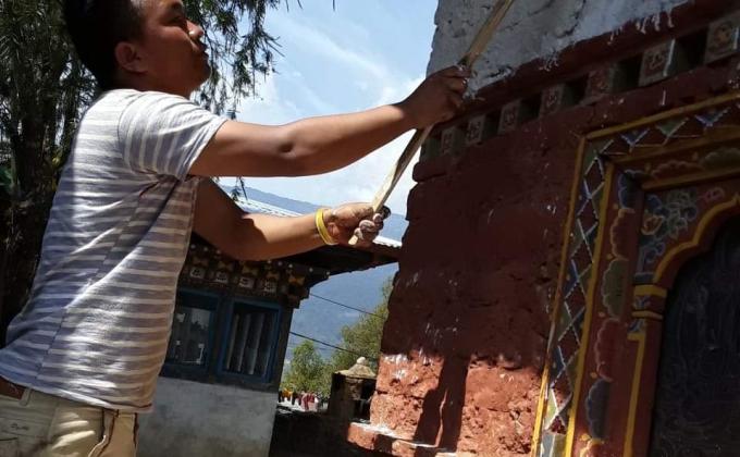 White washing of chorten
