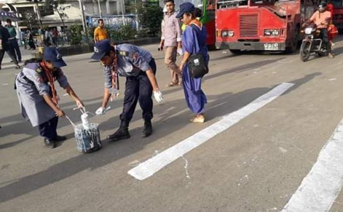 ট্রাফিক সপ্তাহ এবং ট্রাফিক  মাস  পালন 