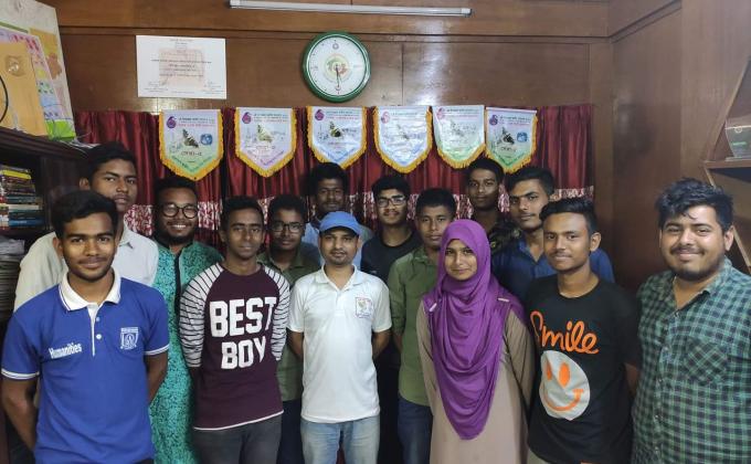 সপ্তাহিক ক্রু মিটিং 