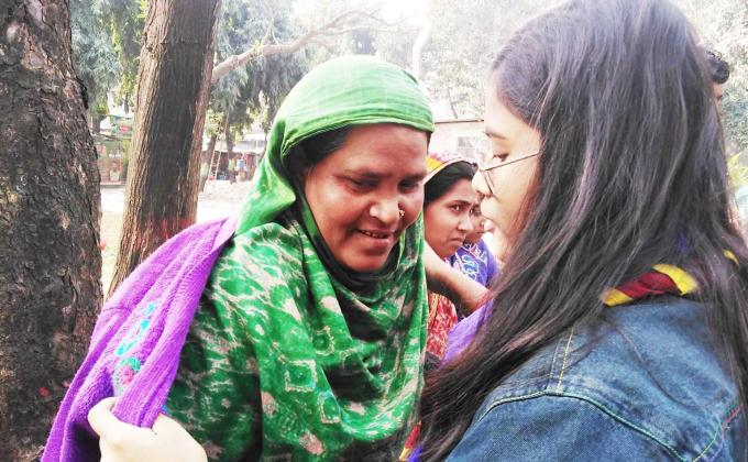 শীত বস্ত্র বিতরন