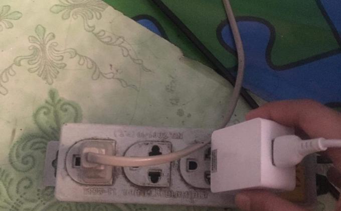 ถอดปลักไฟ