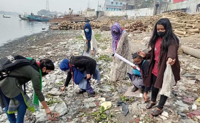 "প্লাস্টিক টাইড টার্নার চ্যালেঞ্জ ব্যাজ"(চ্যাম্পিয়ন পর্যায়)। 