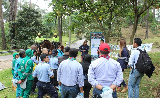 Limpieza Rio Arzobispo- Bogota, Colombia