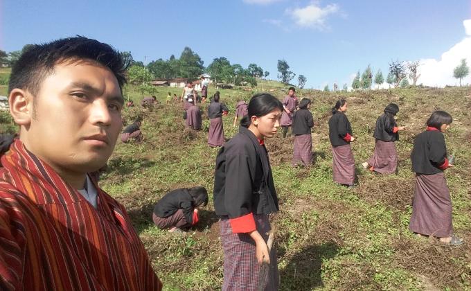 Celebretion of 2nd june with Plantion of 400 plus Saplings.