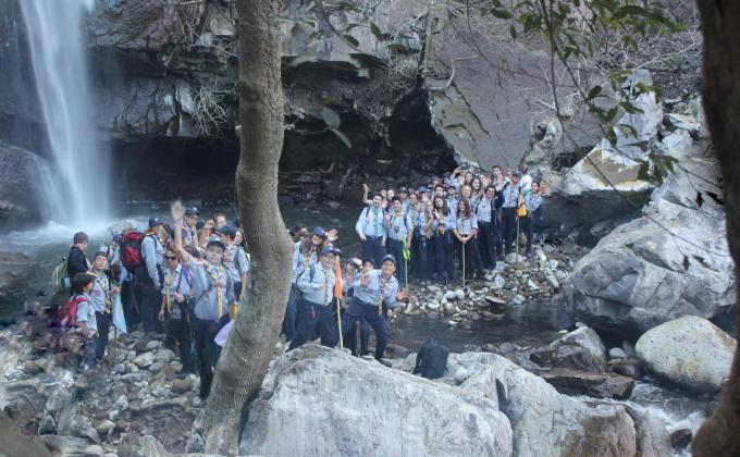 HIKE TO UÇANSU WATERFALL