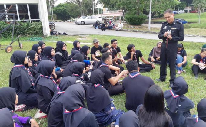 Perjumapaan pertama sidang 2 orienteering