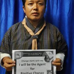 Profile picture for user Gluyang_1