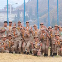 Profile picture for user uee tee