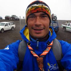 Profile picture for user Eduardo Lima_1